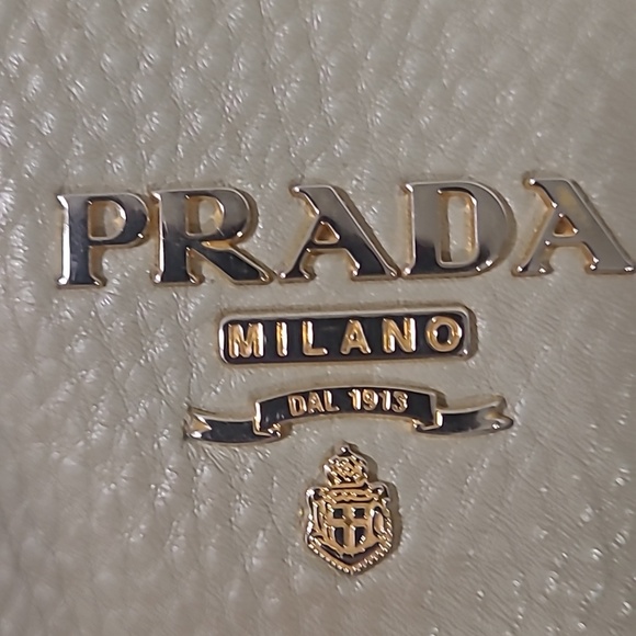 Authentic PRADA Jumbo - Picture 17 of 17